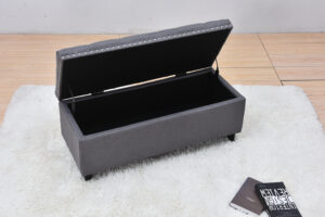 Wood frame Trunk bench with fabric upholstered & tufted BEN 6001